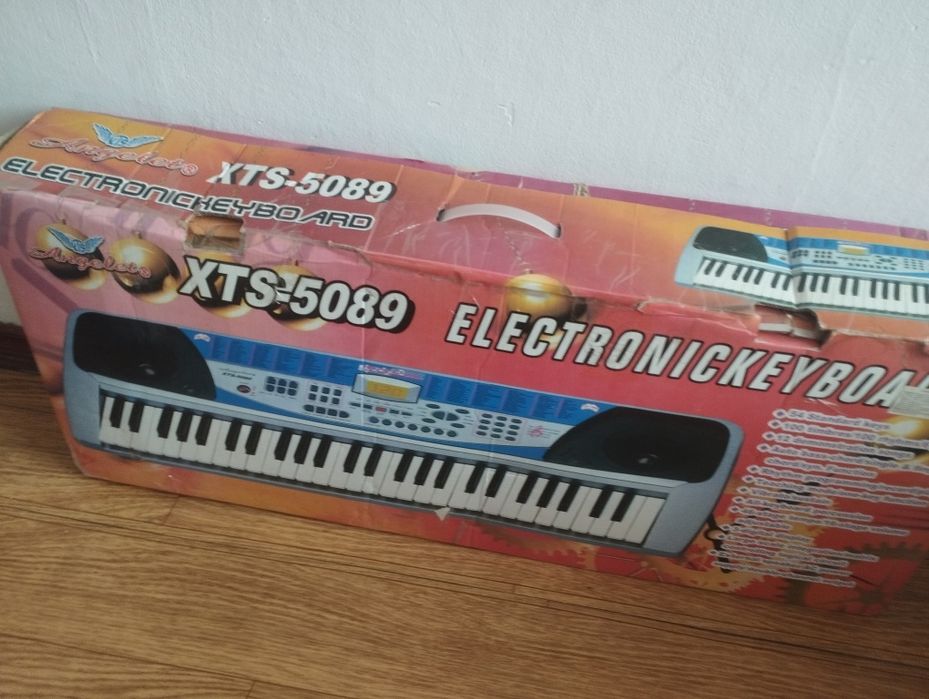 Keyboard na zasilacz