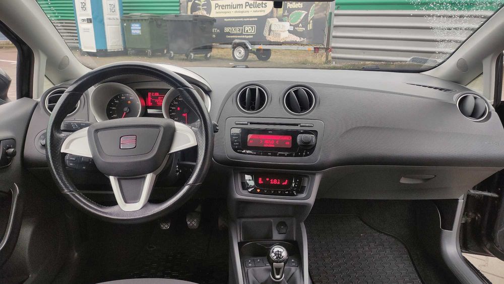 Seat Ibiza 1.4 86 KM LPG 2010r. 5 drzwi