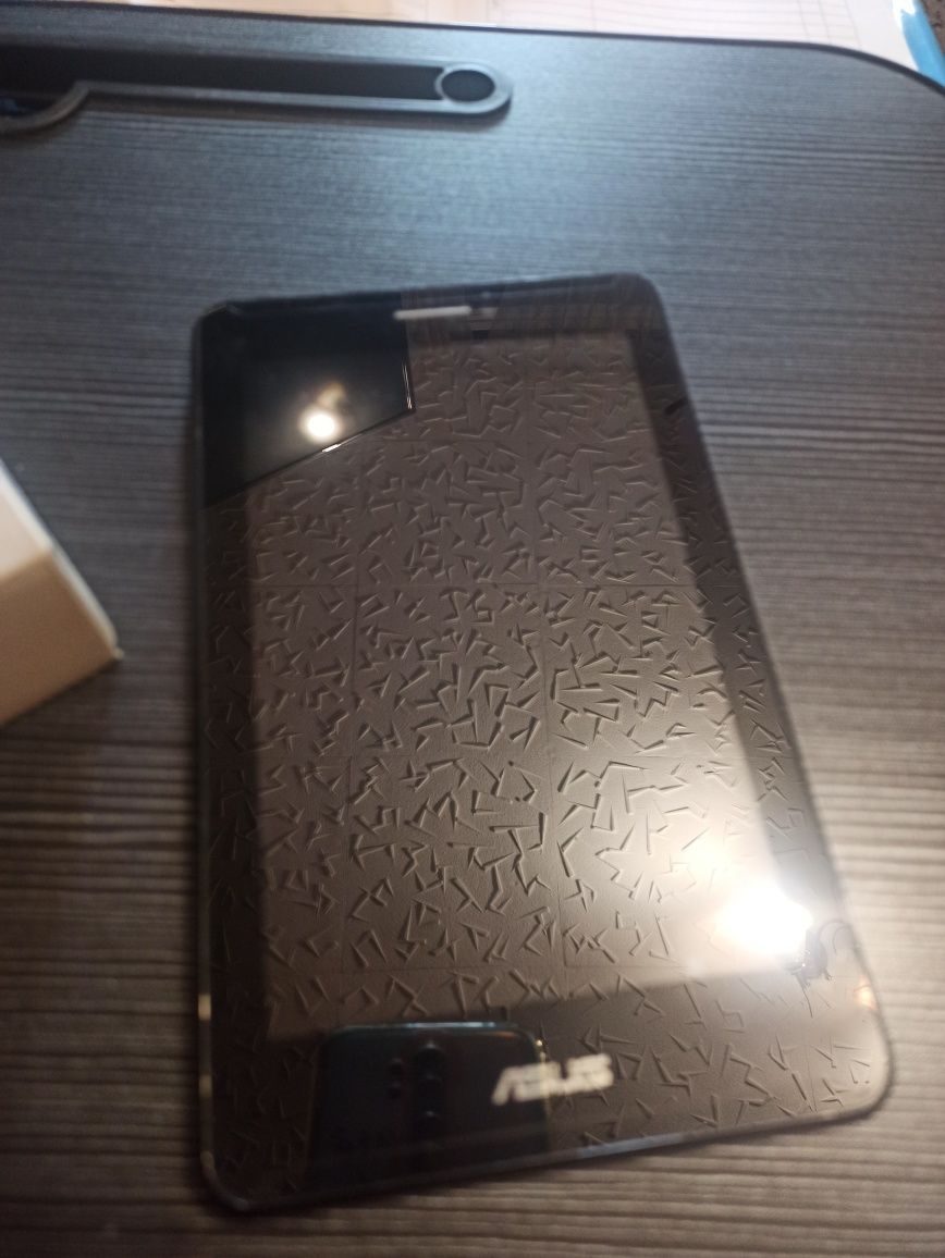 Планшет Asus fonepad 7