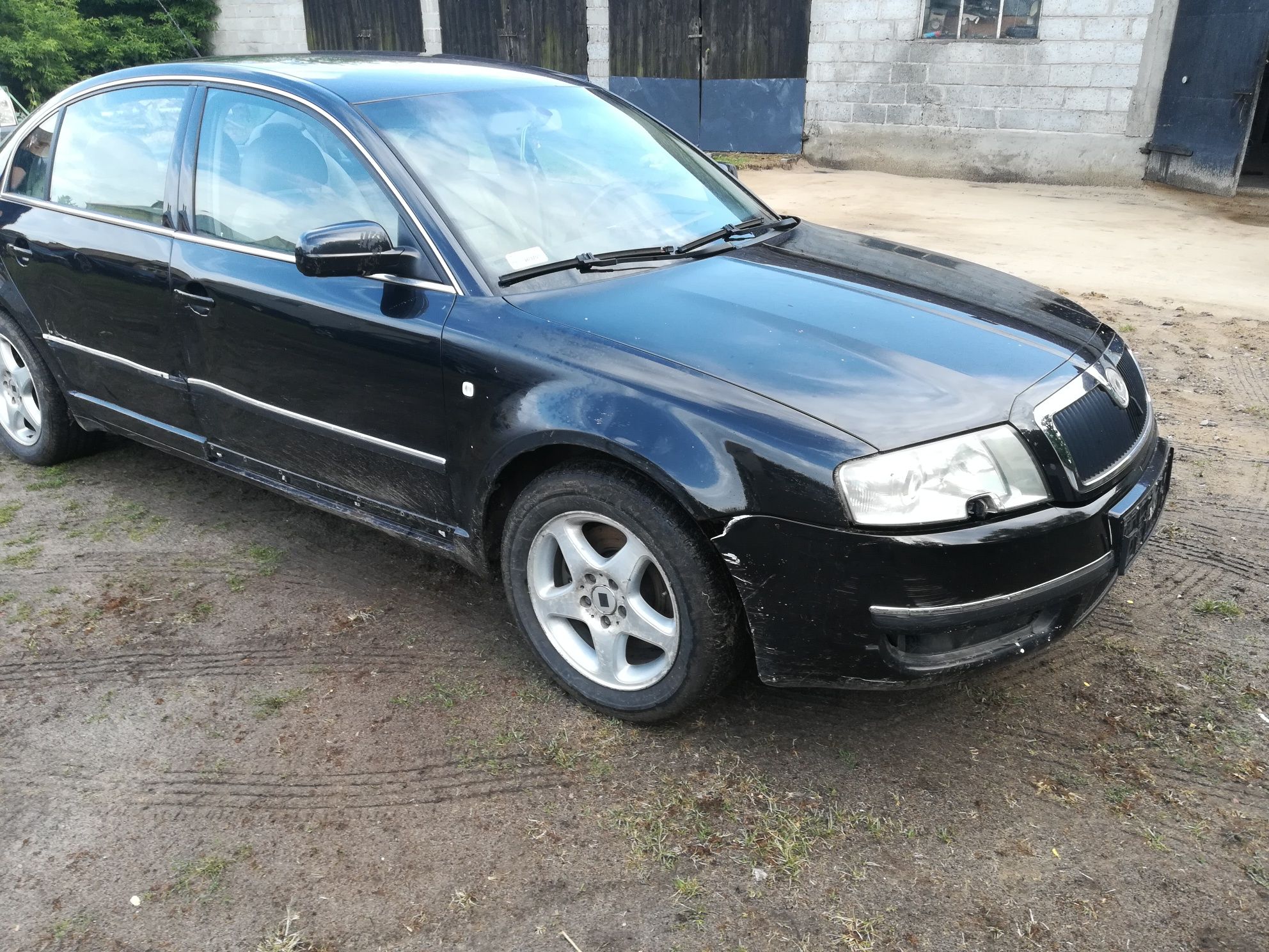 Skoda superb 2.5 V6 TDI kod 9910 cała na części