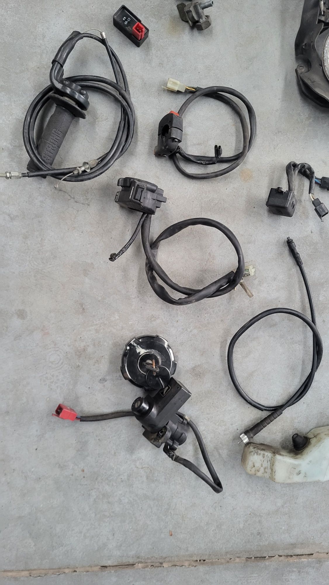 Honda Africa Twin XRV 750 RD04 licznik zegary lampa lagi polki zacisk