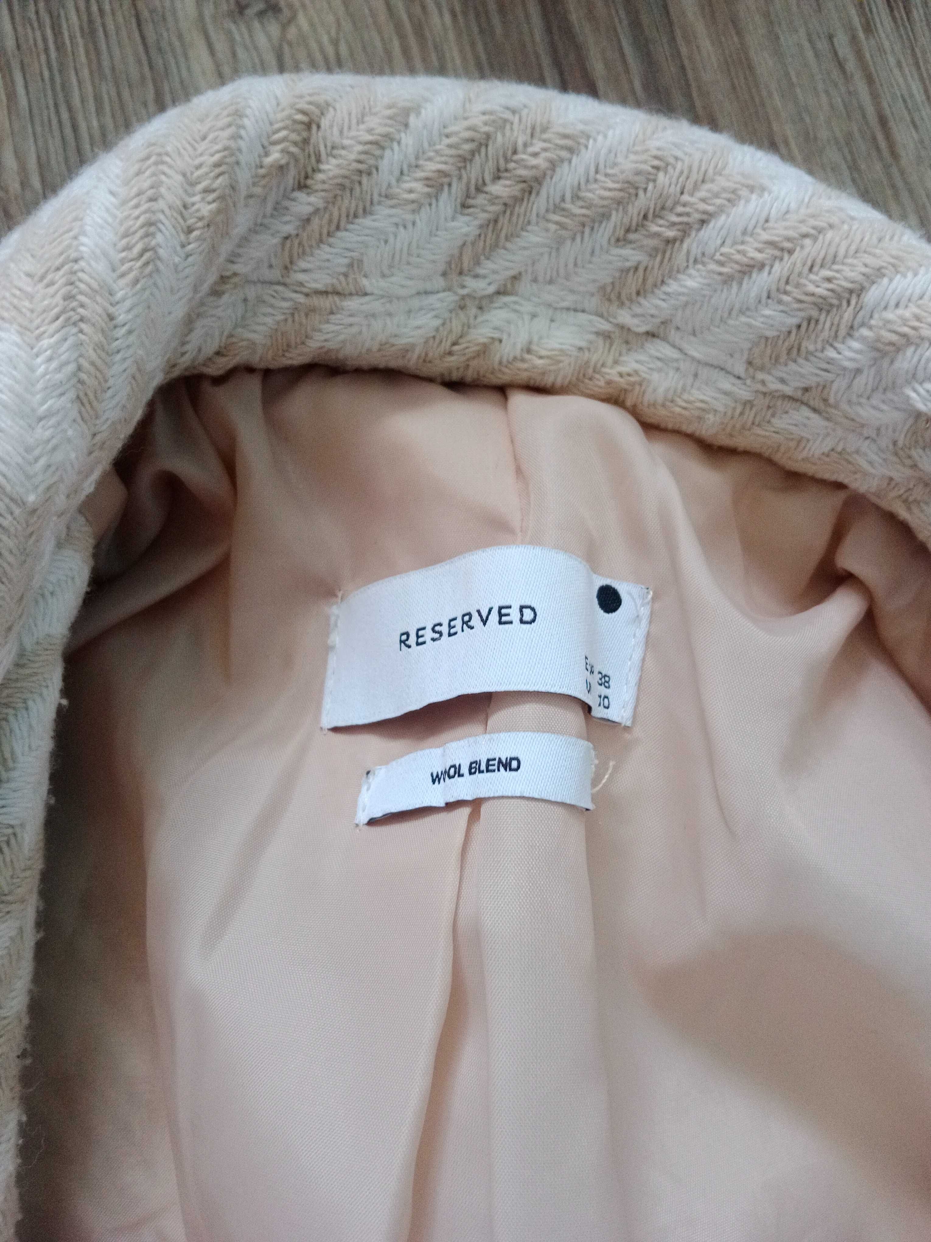 Elegancja marynarka reserved
