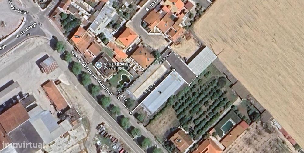 Armazéns na Zona Industrial de Almeirim