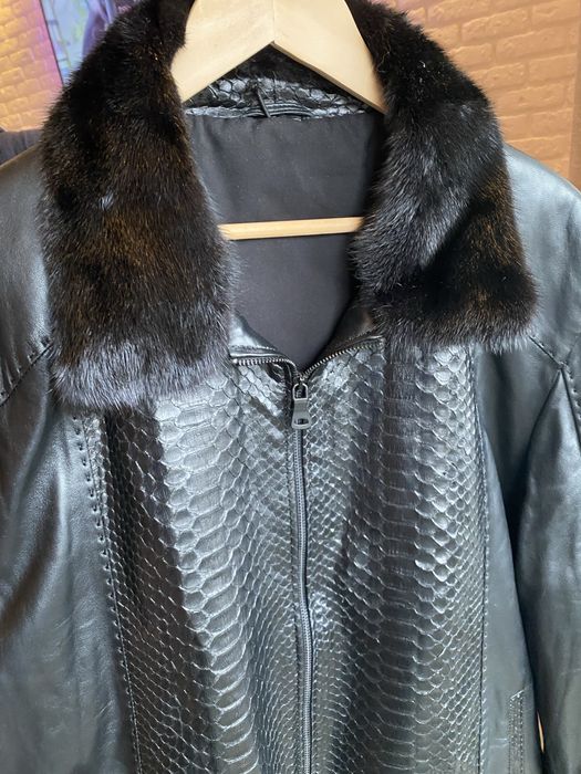 Шкіряна курточка