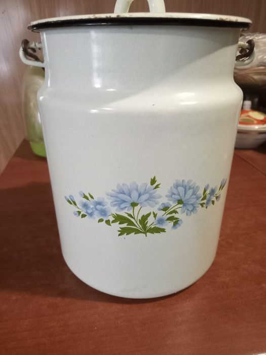 Продам бідончик .