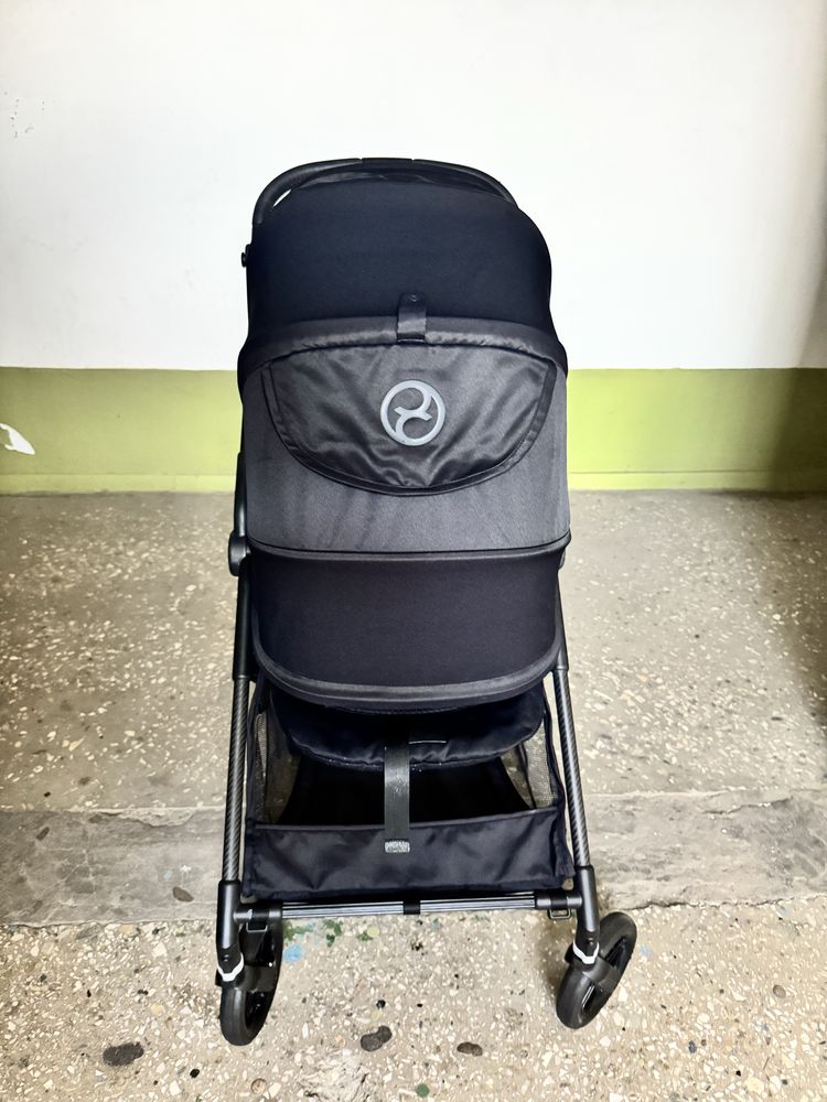 Прогулочная коляска Cybex Melio Carbon Moon Black