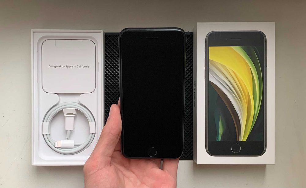 iPhone SE 2020 - 256 гб - НОВЫЙ - 100% АКБ - NEVERLOCK - BLACK