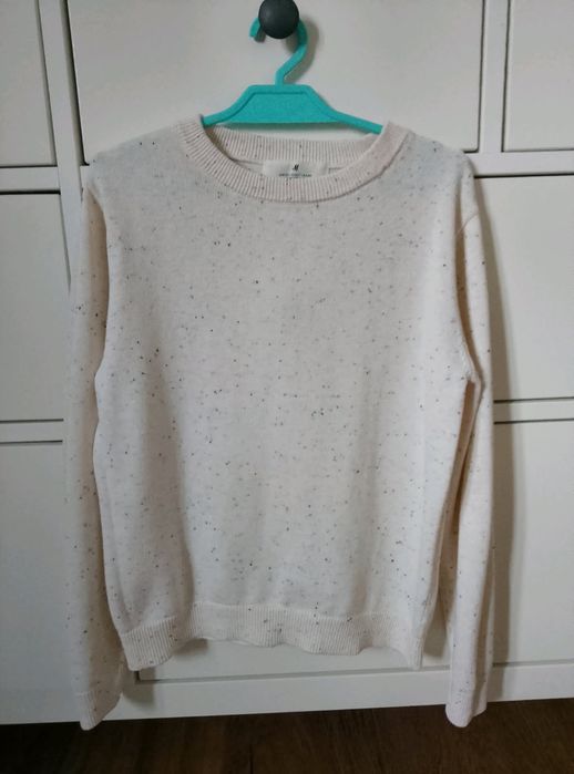 Kremowy sweterek 122/128 h&m