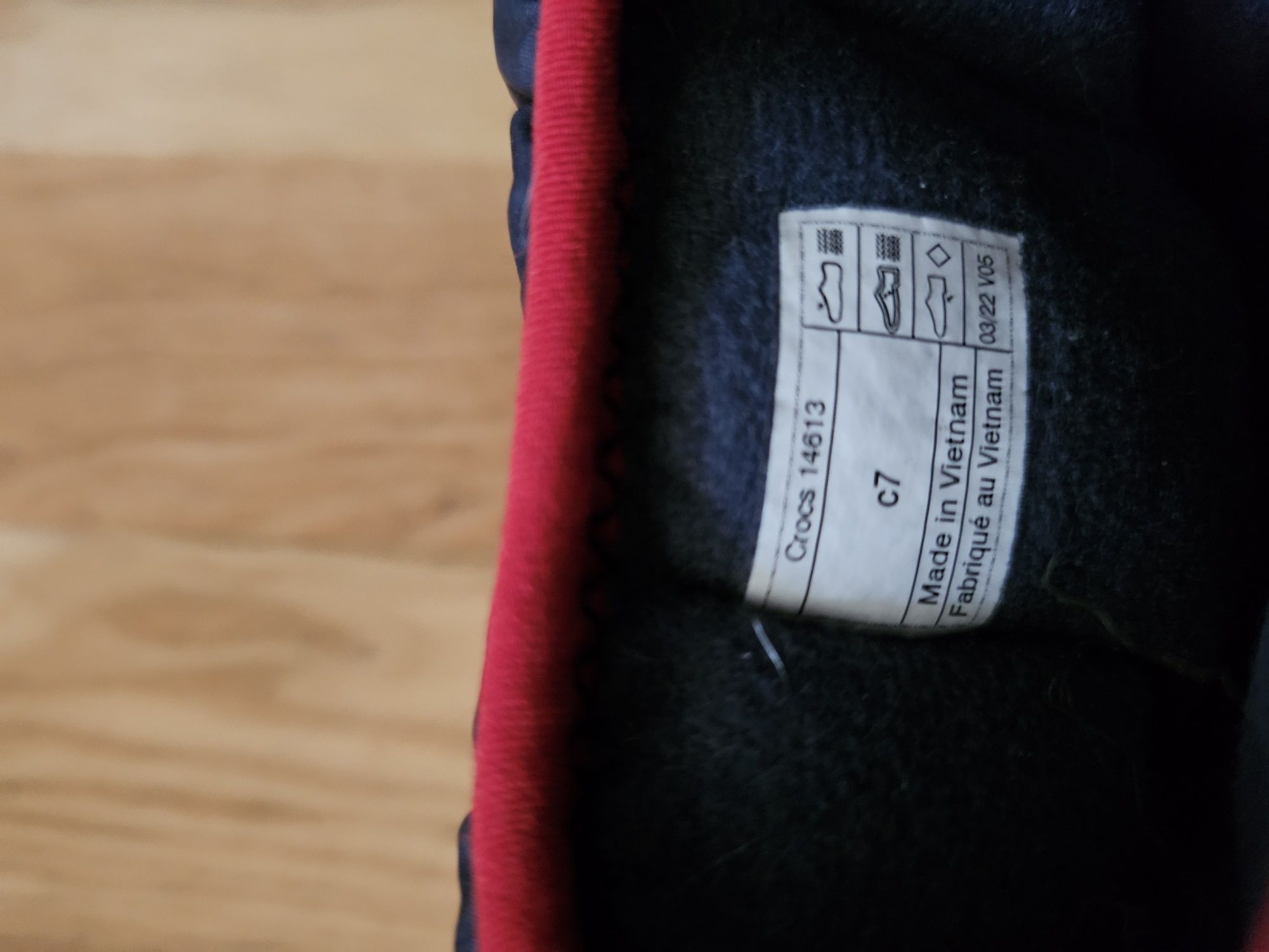 Buty zimowe śniegowce Crocs dla bliźniaków 2 pary rozmiarze. 22-23