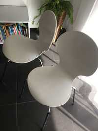 Krzesła nowoczesne-białe drewno-2 sztuki