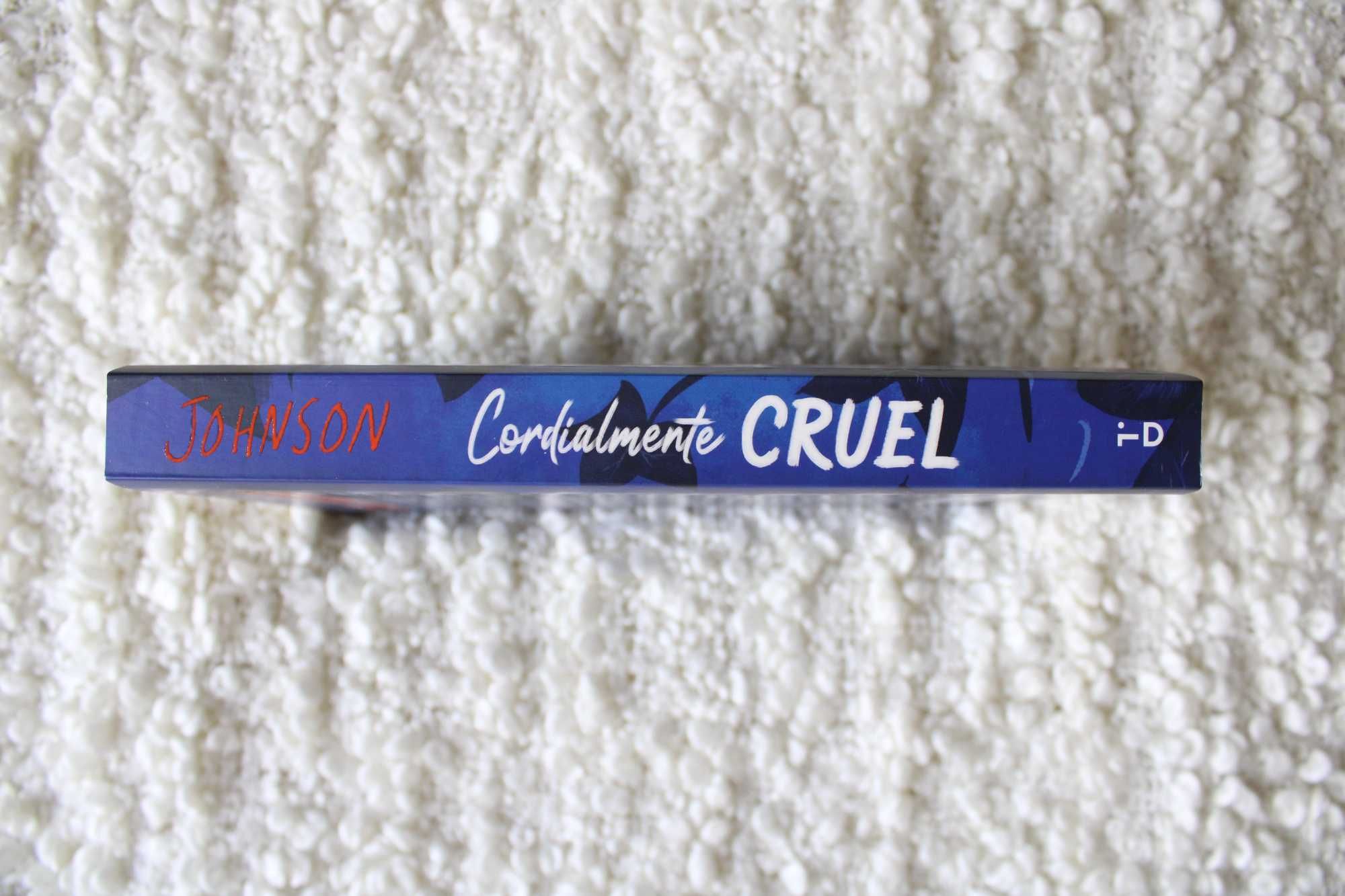 Livro Cordialmente Cruel de Maureen Johnson