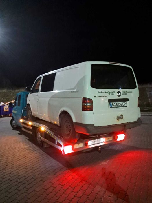 Евакуатор до 5 т Лисиничі Підбірці Послуги евакуатора Лисиничі