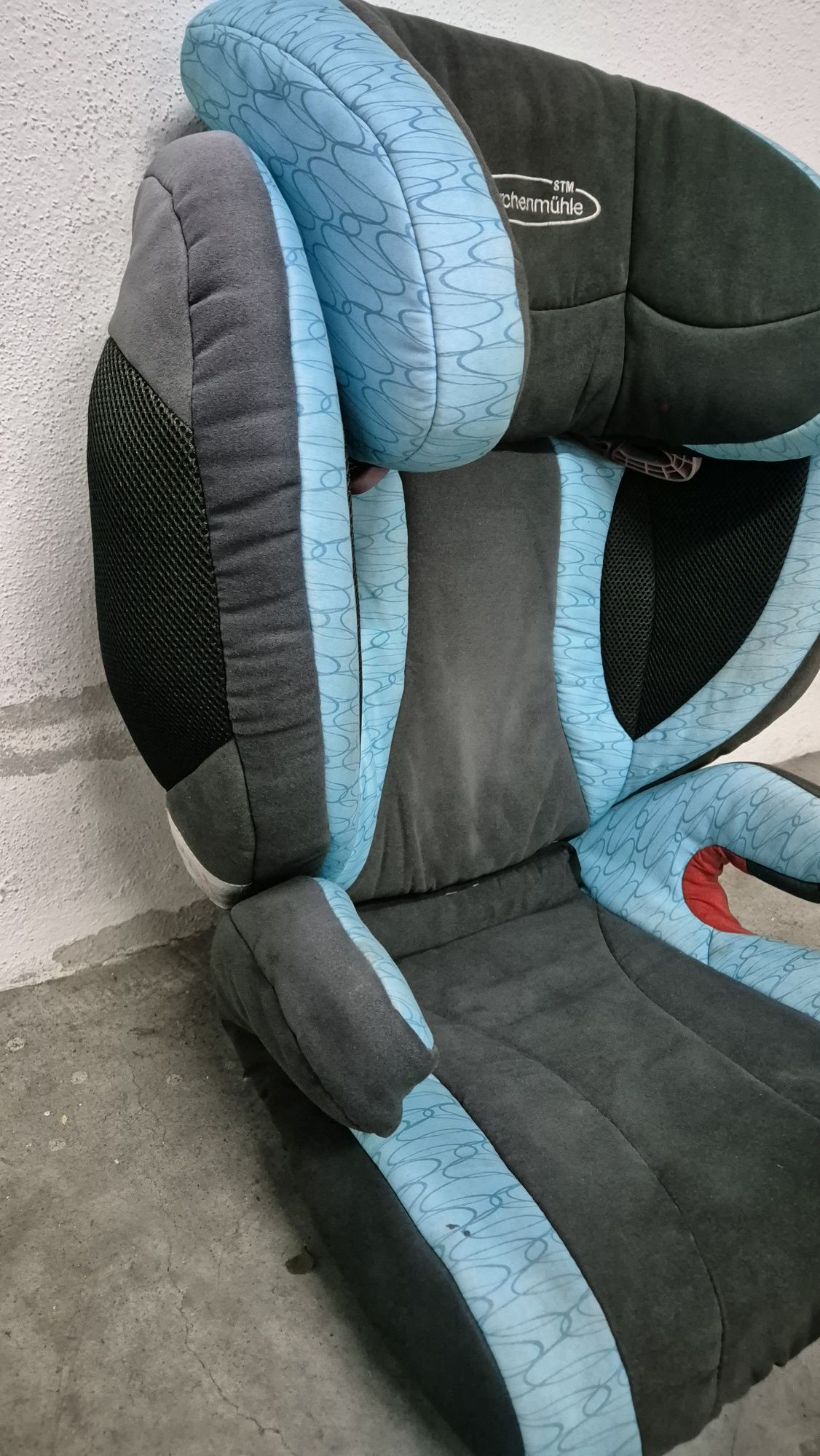 Cadeira auto grupo 2/3 de 15 até 36 kg de marca Alemã