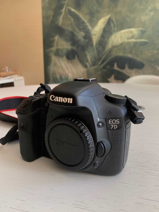 Máquina Fotográfica Canon EOS 7D