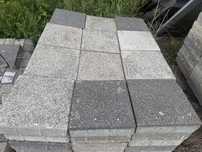 Kostka plyta chodnikowa 30x30x8 betonowa z grysem granitowym