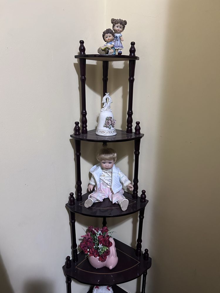 Móveis de decoração antigos