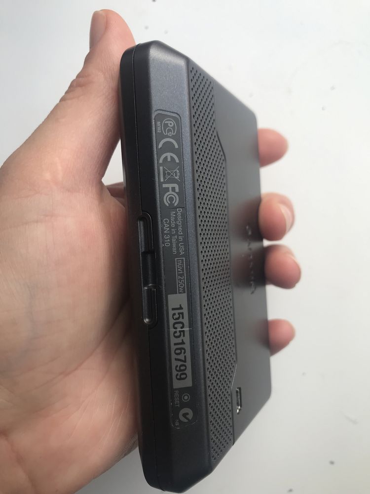Gps-навігатор garmin nuvi 250w