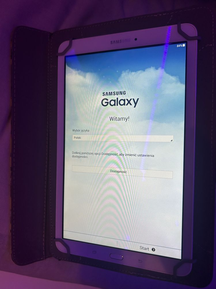 Tablet Samsung galaxy tab E + Etui minionki