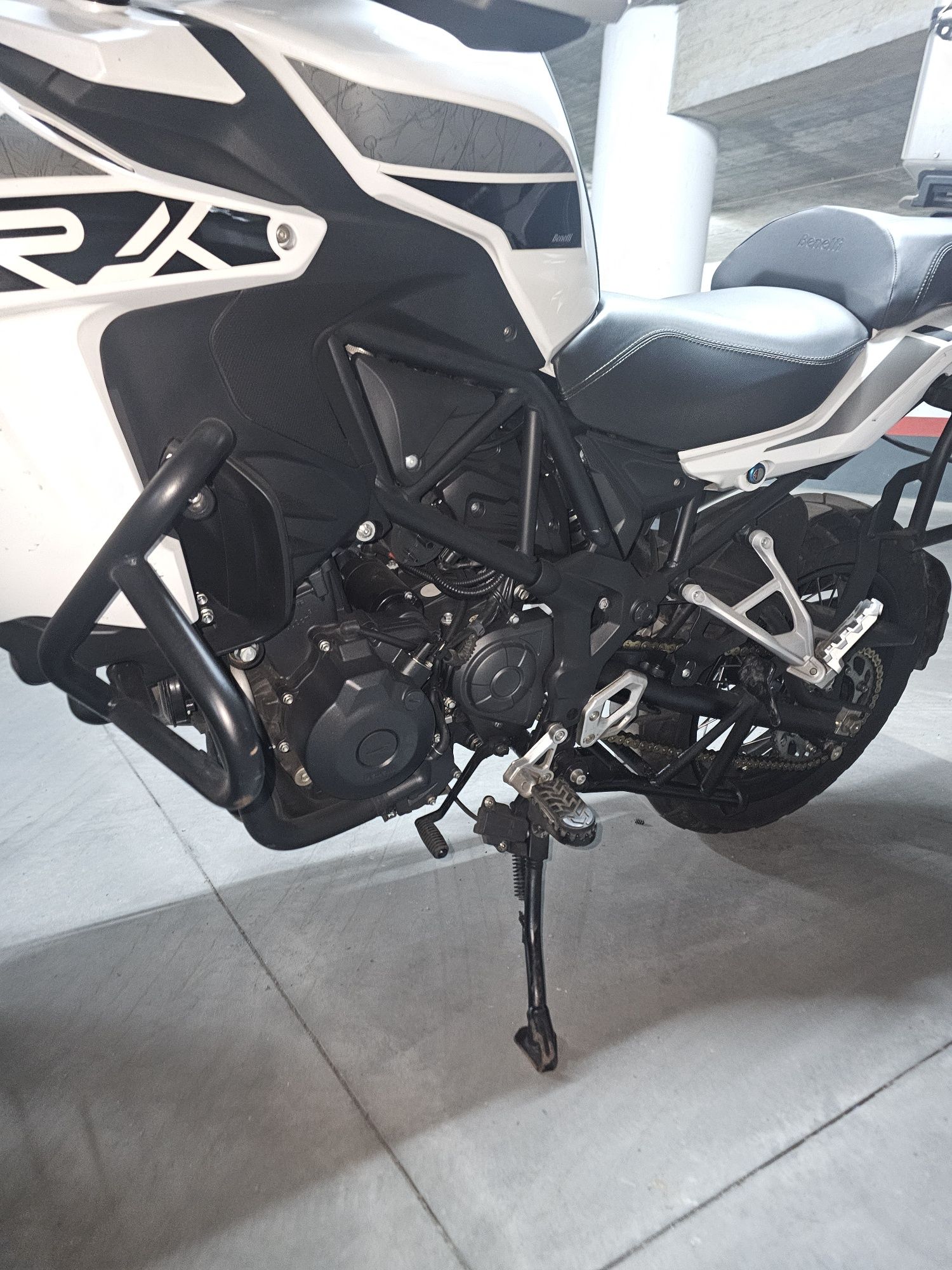 Benelli TRK 502 X (12/2022) — 3 Malas Shad Cromadas + Suportes — 14 23