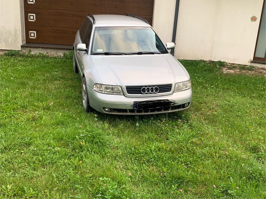Audi A4 B5 LY7W części lusterko prawe lewe buda z papierami silnik 1.8