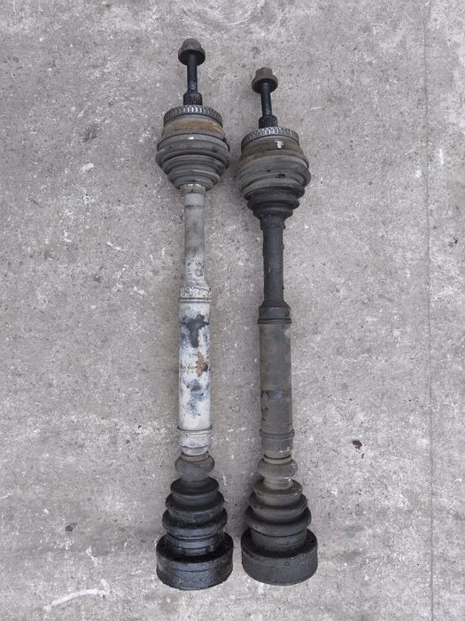 Продам полуоси привода на audi a4 b5 1.6 бензин