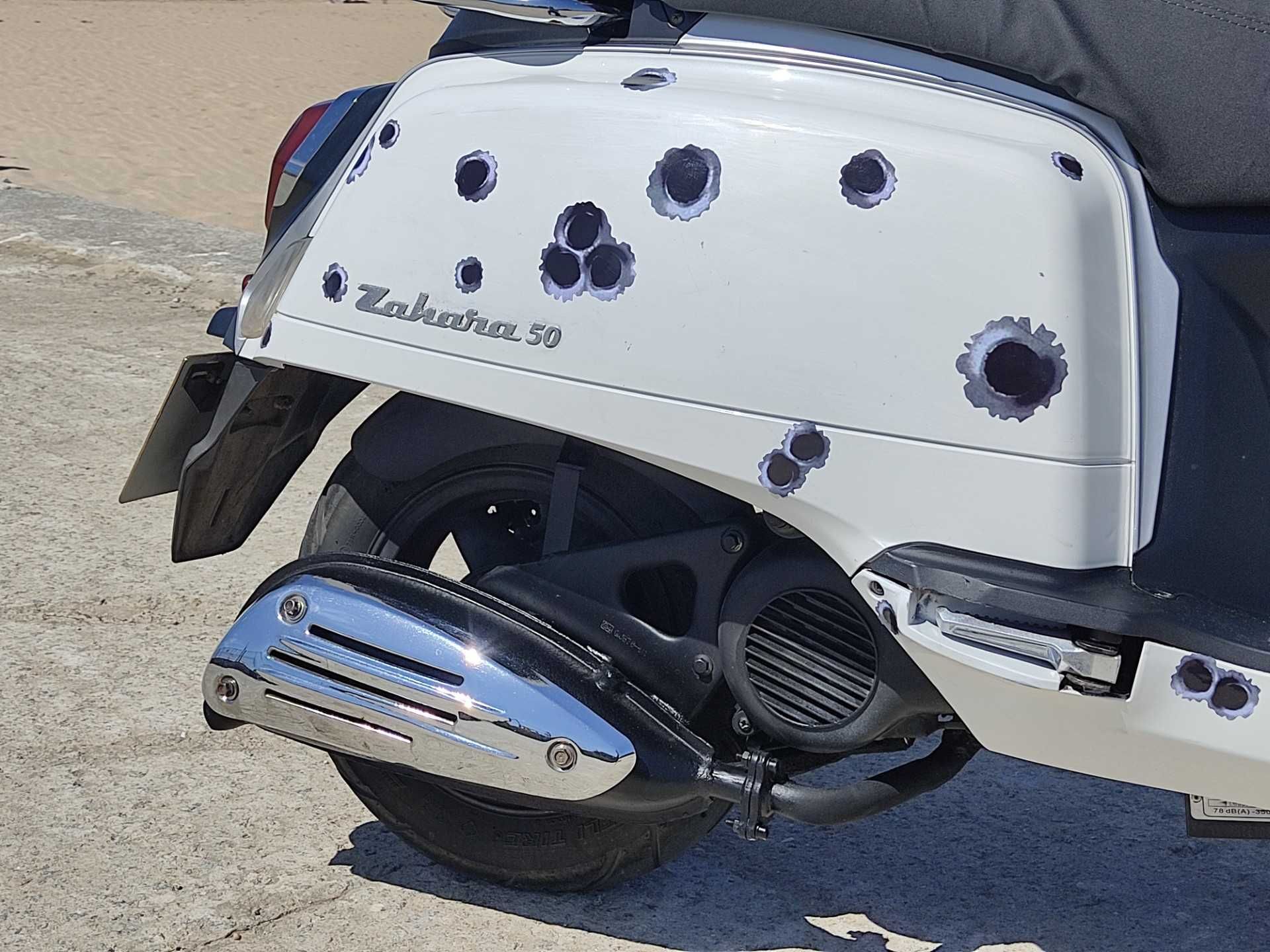 Scooter 70 citadina 2 t única econômica c nova vendo ou troc