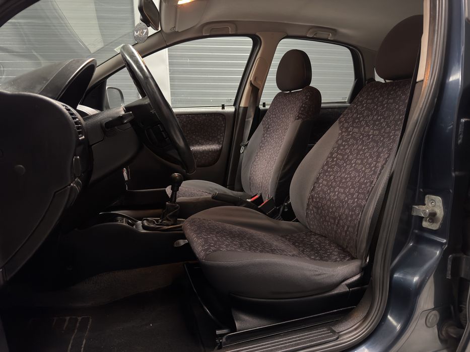 Opel Corsa C FaceLift 1.2 Gasolina