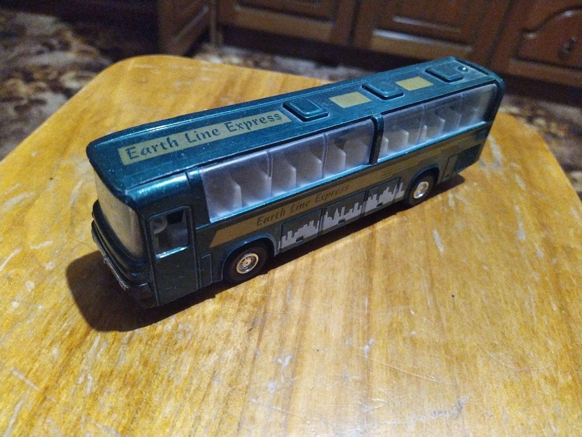 Игрушечная машинка Автобус Line Express
