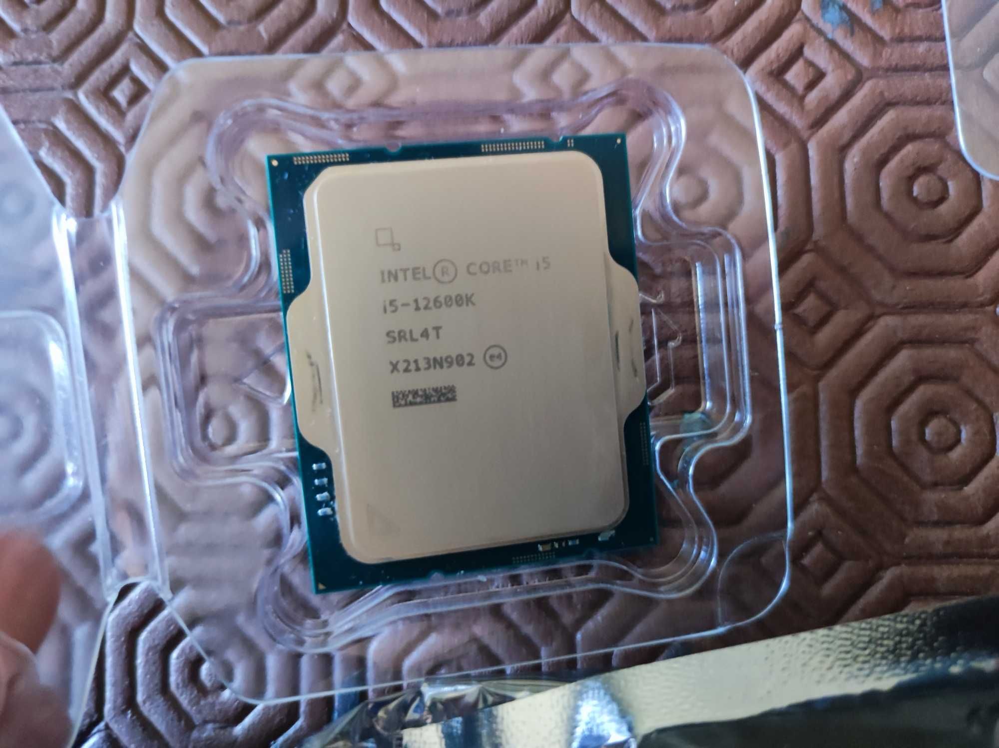 Conjunto Motherboard Gigabyte B760M Gaming i5-12600K 16Gb Ram