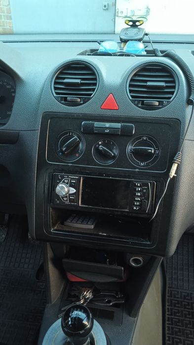 Продам Volkswagen Caddy