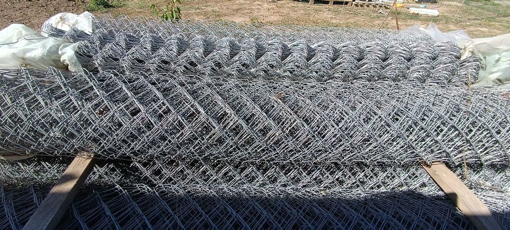 Сітка рабиця гарячого оцинкування висота 2, 0 м ячейки 6 на 6 см