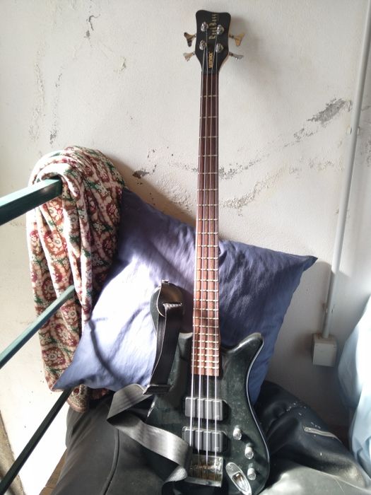 Baixo Elétrico - Warwick Rock Bass - 2 anos de uso