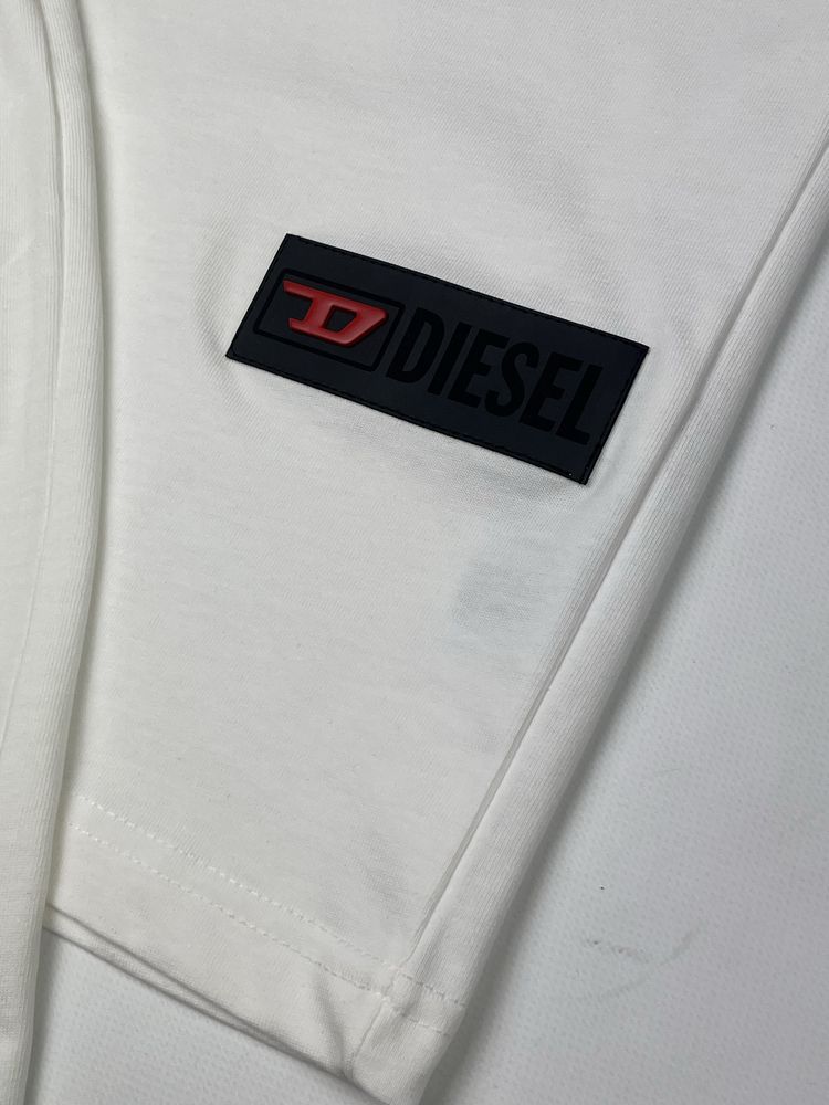 Diesel футболка біла