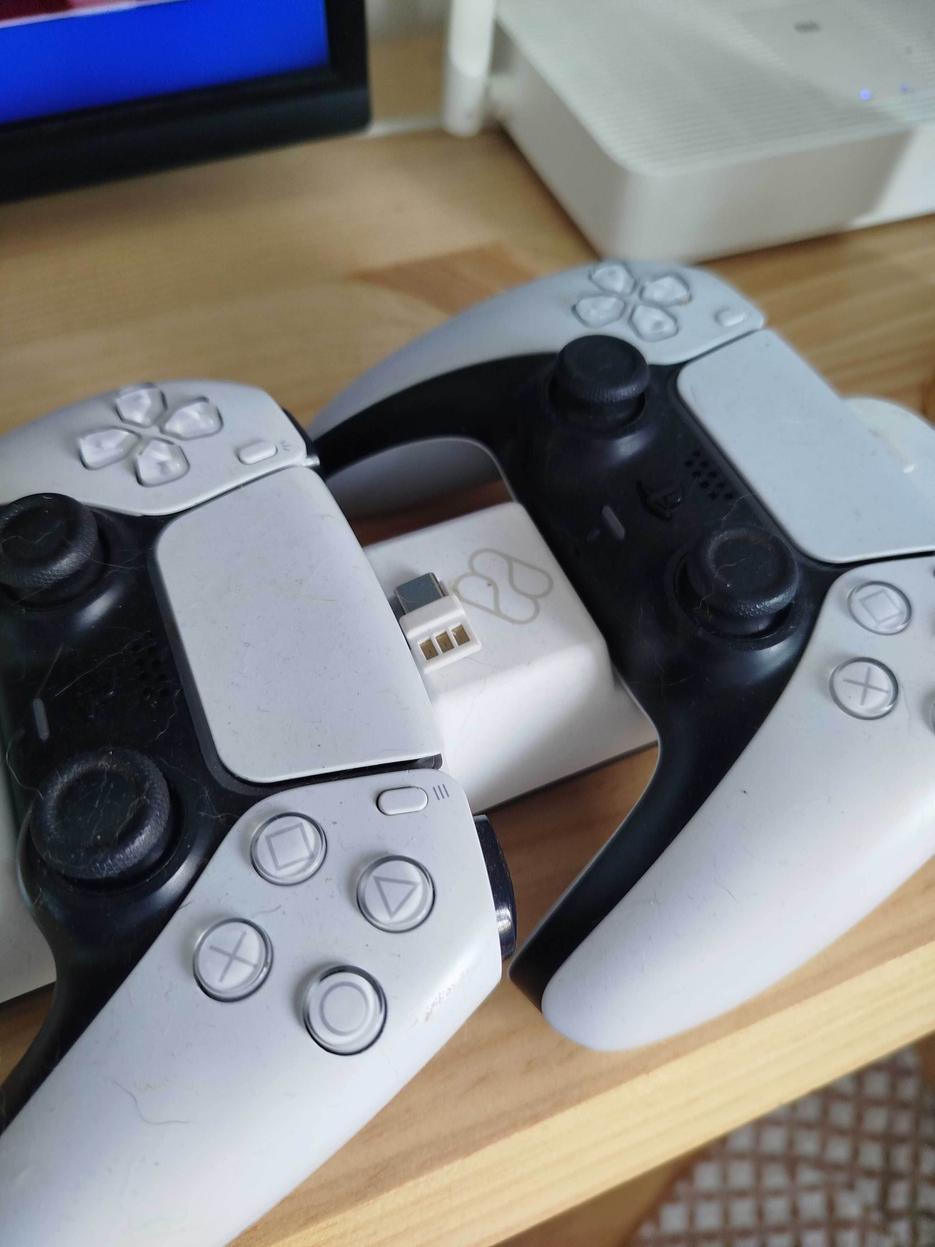 PlayStation 5 + 2comandos