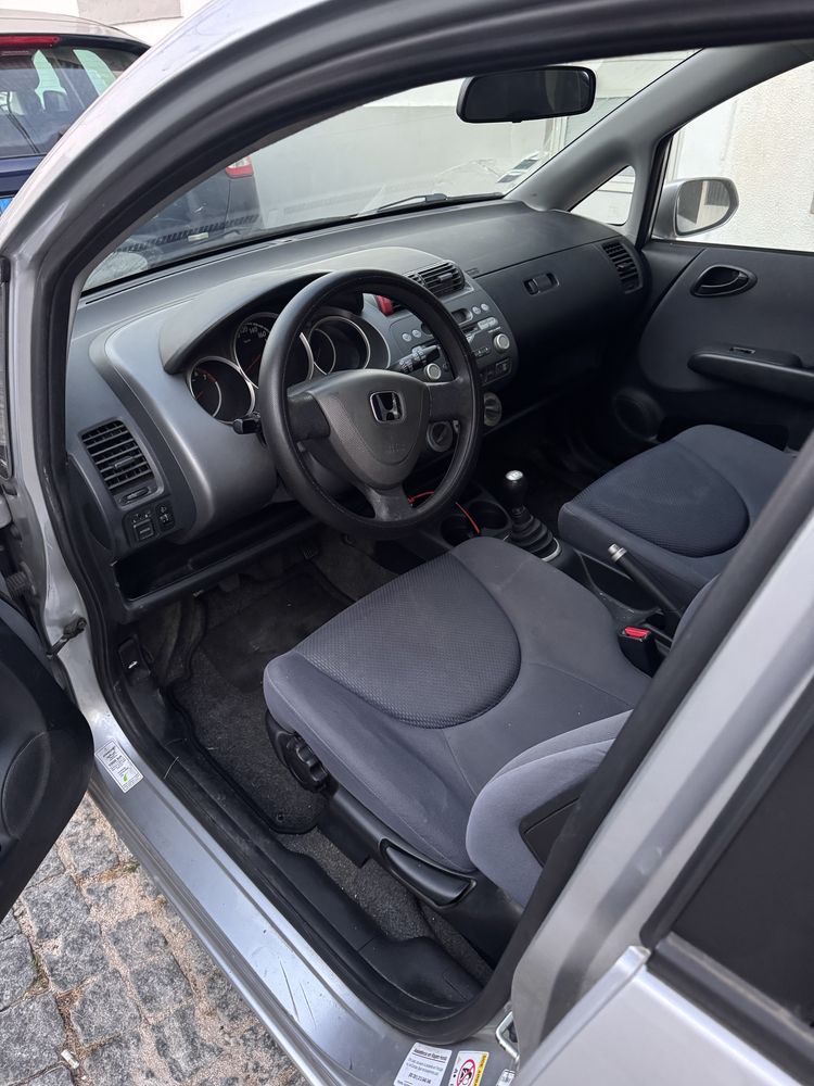 Honda Jazz 1.2 i-DSI - 2008 - Gasolina - 137.000 km - Económico