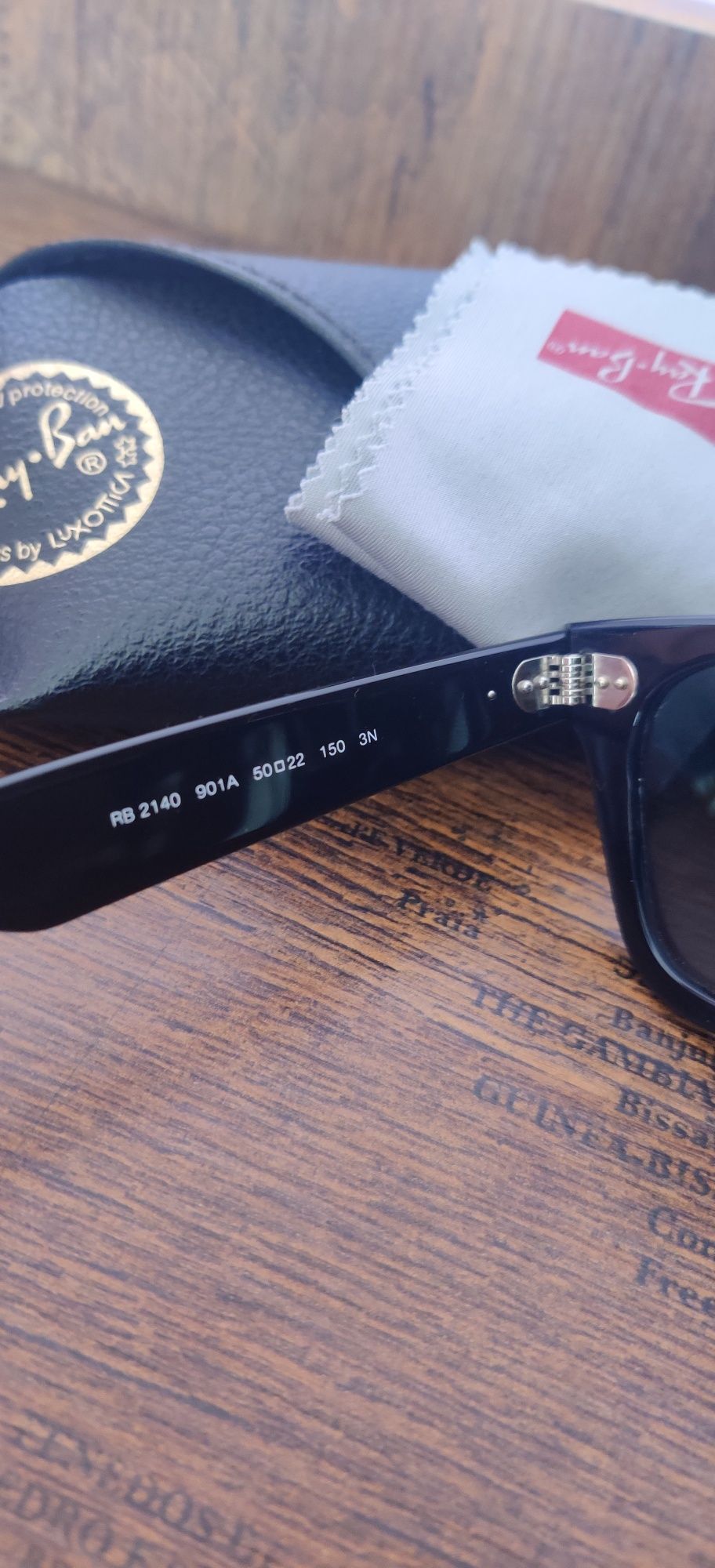 Ray-Ban Wayfarer Classic RB 2140 901a