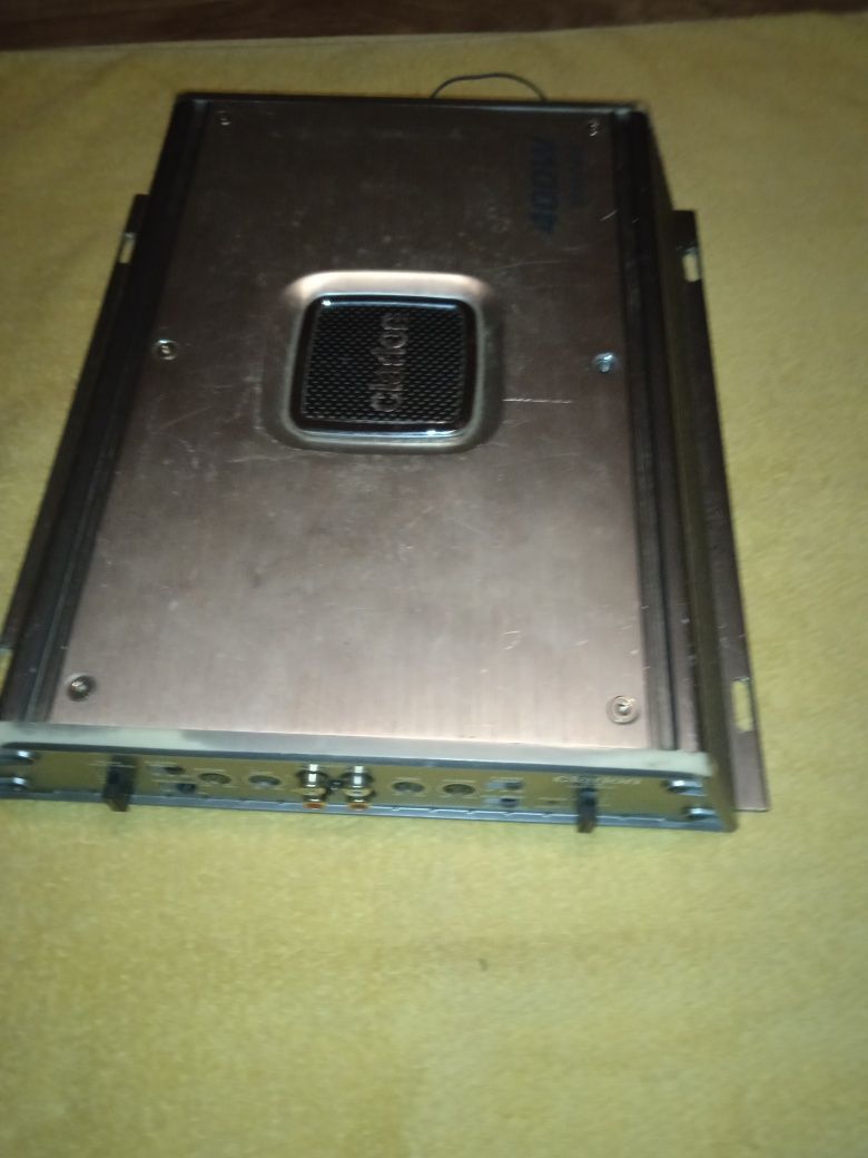 Wzmacniacz samochodowy Clarion APX 4241 E polecam