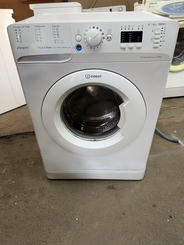 Пральна машинка Indesit BWSA 61051