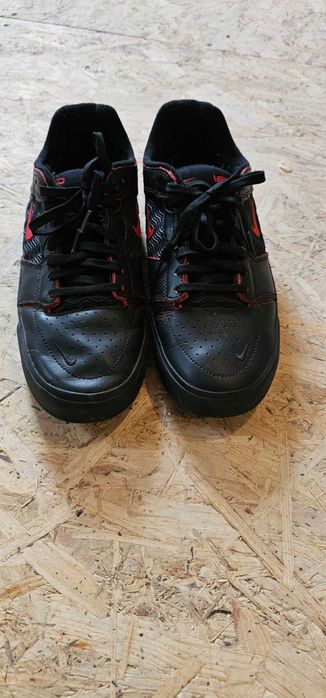 Nike SB Ishod (black university red)
