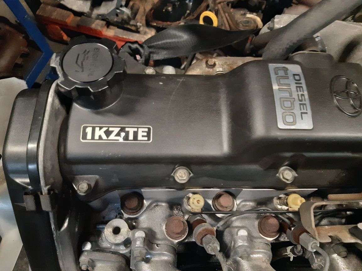 Motor toyota land  Cruiser kzt