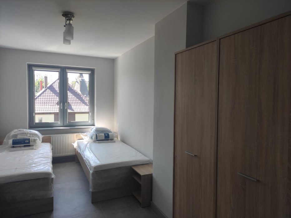 Mała nowa kawalerka blisko centrum.