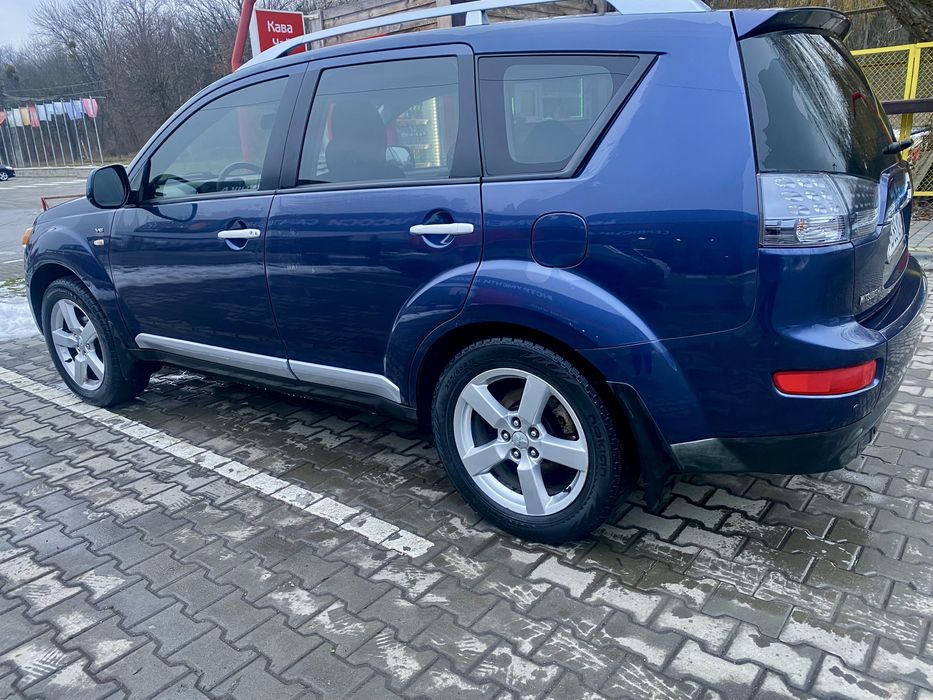Mitsubishi Outlander 2008