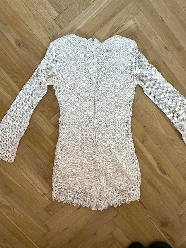 Kombinezon elegancki koronkowy boho beżowy jasny kremowy H&M