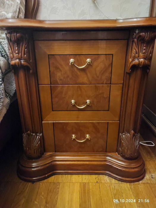 Великий набір меблів з Італії. Ексклюзивні меблі. 9 одиниць