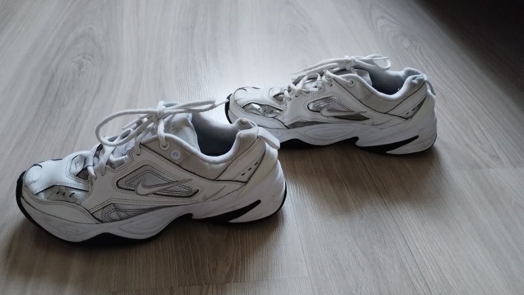 Oryginalne białe buty Nike M2K tekno 39