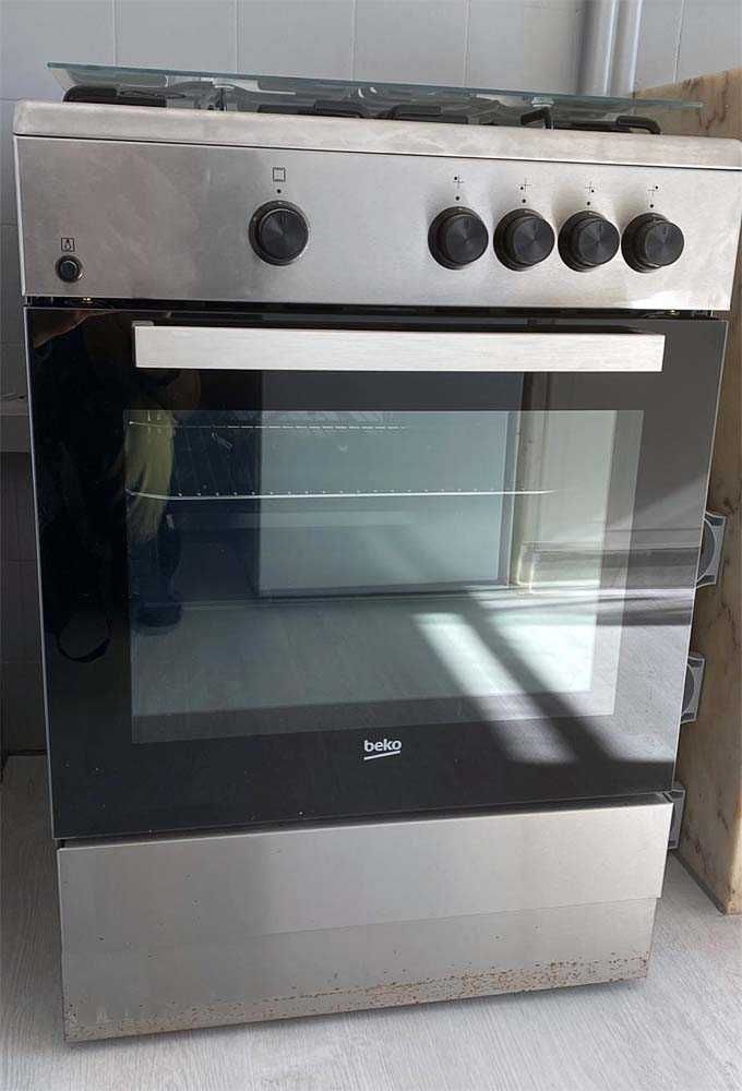 Fogão/Forno a Gás Marca Beko FSG62000DXL NOVO a venda Preço Negociável