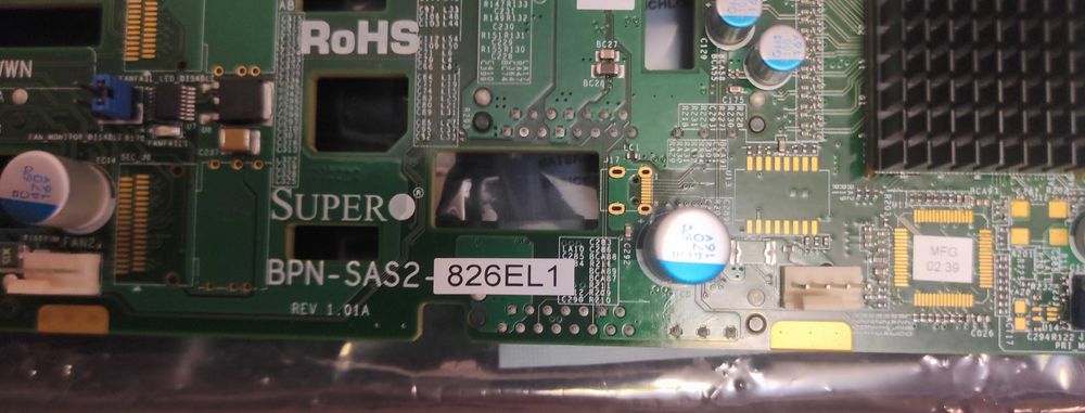 Модуль BPN-SAS2-826EL1 Supermicro 12x3.5 SAS 6G