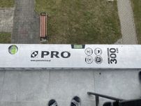 Poziomica , łata 300cm, stan bdb