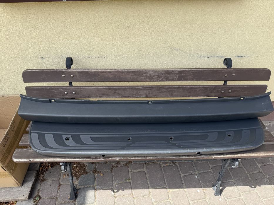 Zderzak tył stopień Mercedes Sprinter W907  pdc stan bdb