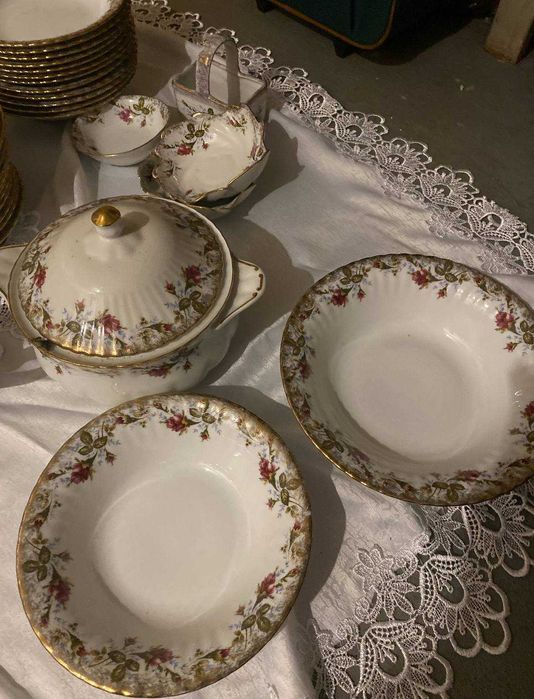 Iwona Chodzież serwis obiadowo-kawowy dla 12 osób - RÓŻA ZŁOTA